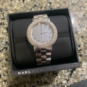 Beautiful Marc Jacobs watch!! In great condition